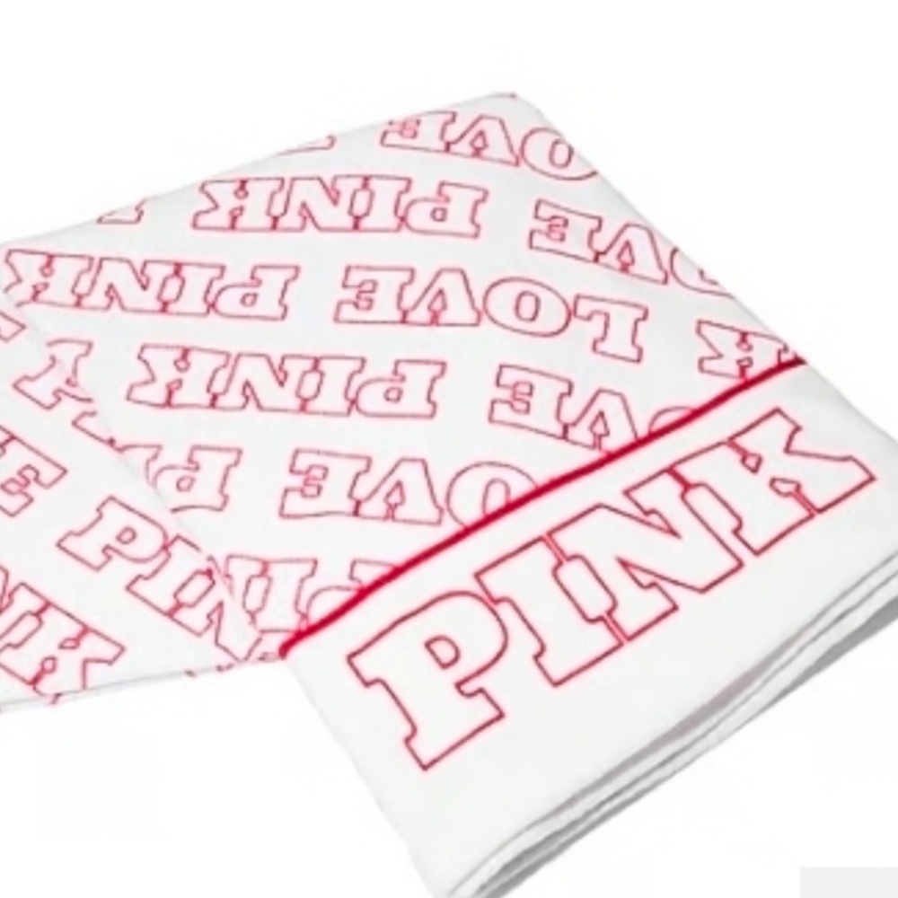 PINK VICTORIA SECRET LIMITED EDITION 2026 TERRY TOWEL NEW IN PACKAGE